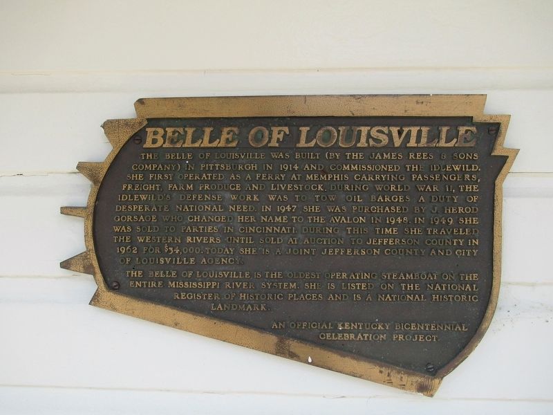 Belle of Louisville Marker. Click for full size. Belle of Louisville Marker image. Click for full size.