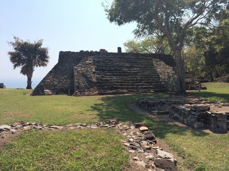 A pyramid at Quiahuiztl�n image. Click for full size.