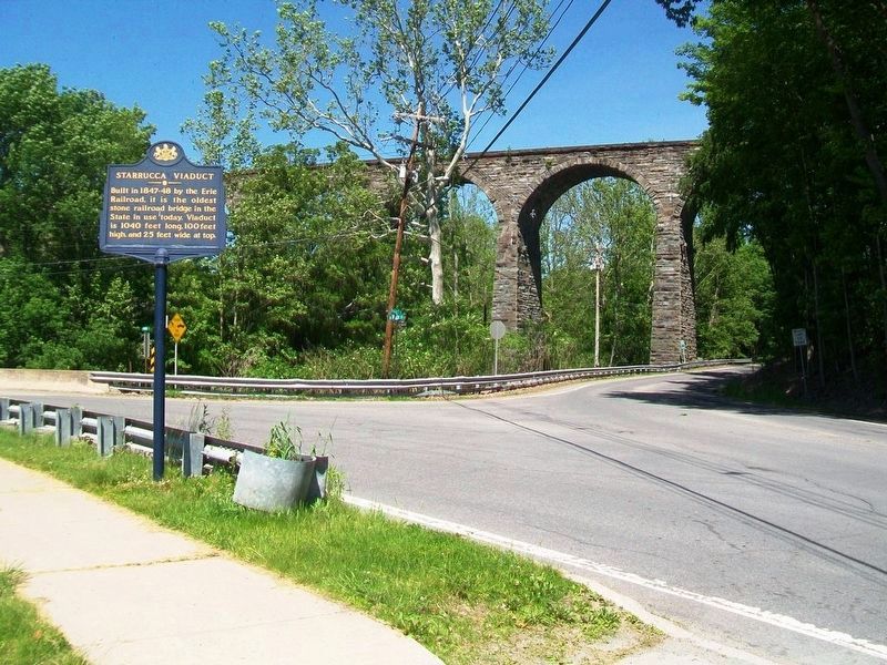 Starrucca Viaduct and Marker image. Click for full size.