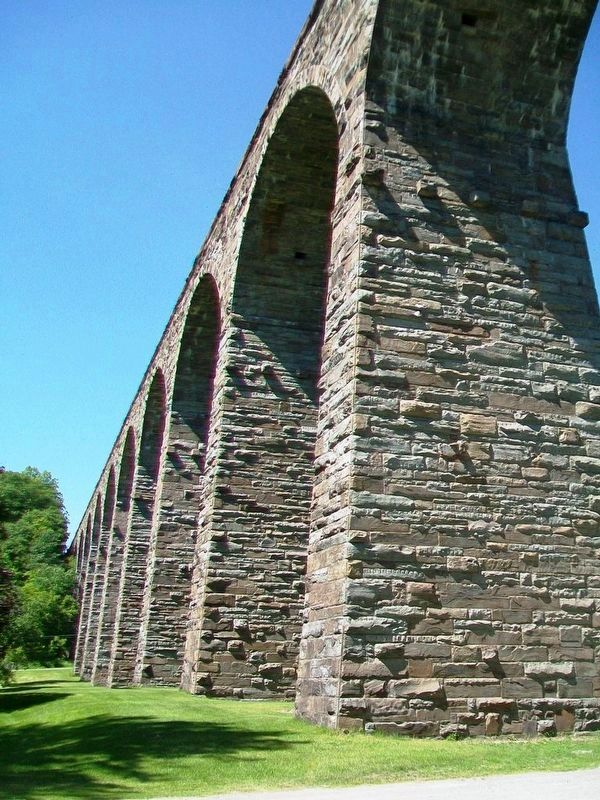 Starrucca Viaduct. Click for full size. Starrucca Viaduct image. Click for full size.