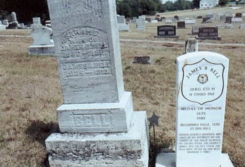James B. Bell Medal of Honor grave marker image. Click for full size.