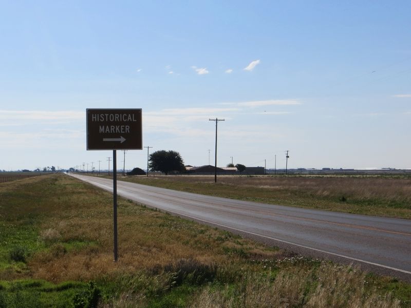 View east on FM 1760. Click for full size. View east on FM 1760 image. Click for full size.