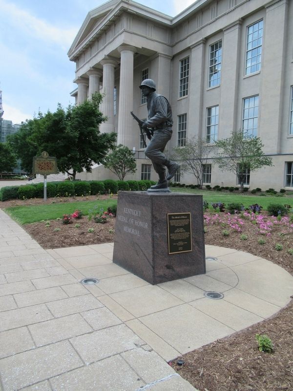 Kentucky Medal Of Honor Memorial image. Click for full size.