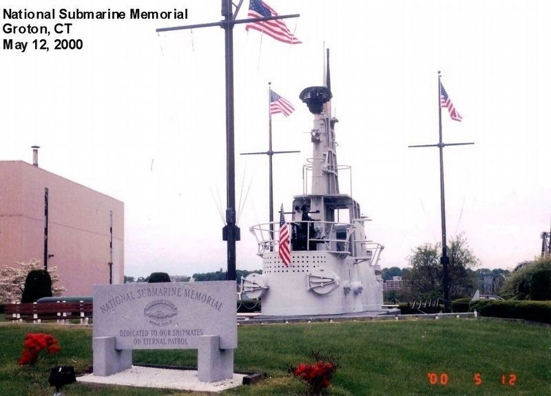 U.S. Submarine Memorial image. Click for full size.