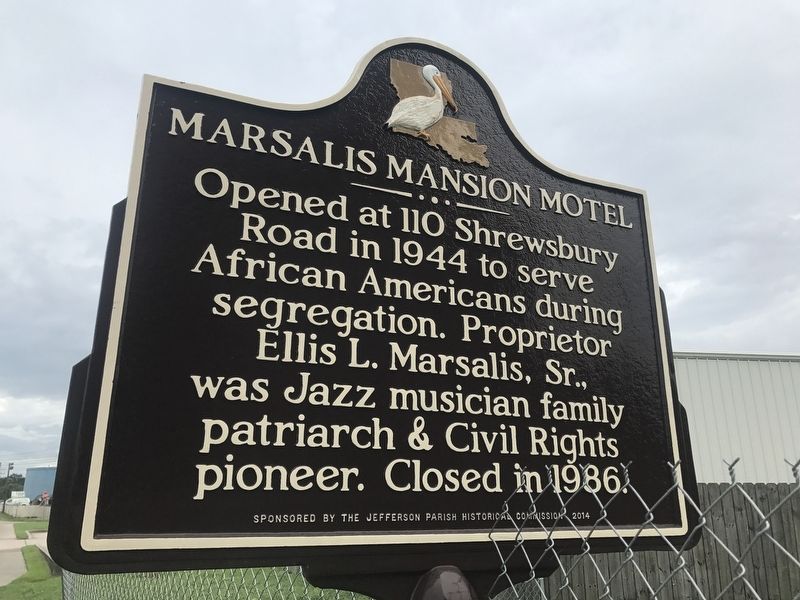 Marsalis Mansion Motel Marker image. Click for full size.