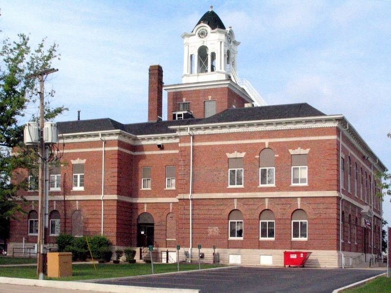 Clark County Courthouse image. Click for full size.