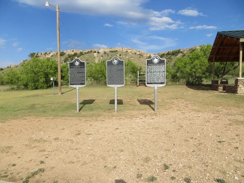 Roots of the Catholic Faith in West Texas Marker <i>on the left</i> image. Click for full size.