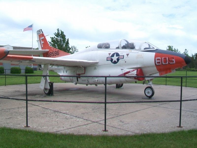 T-2C Buckeye image. Click for full size.