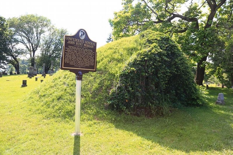 Marker at the Martin Tomb image. Click for full size.