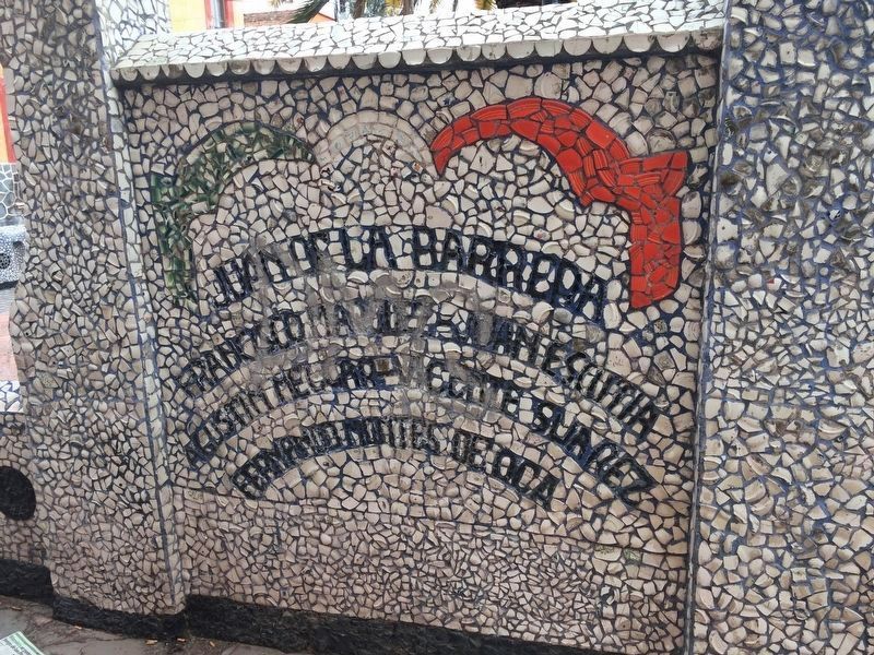 A mosaic with the names of Mexico's Children Heroes at the Fountain of the "Little Plates" image. Click for full size.