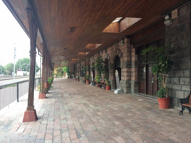 The Querétaro Railroad Station platform area. Click for full size. The Querétaro Railroad Station platform area image. Click for full size.