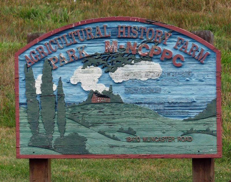 Agricultural History Farm Park Sign image. Click for full size.