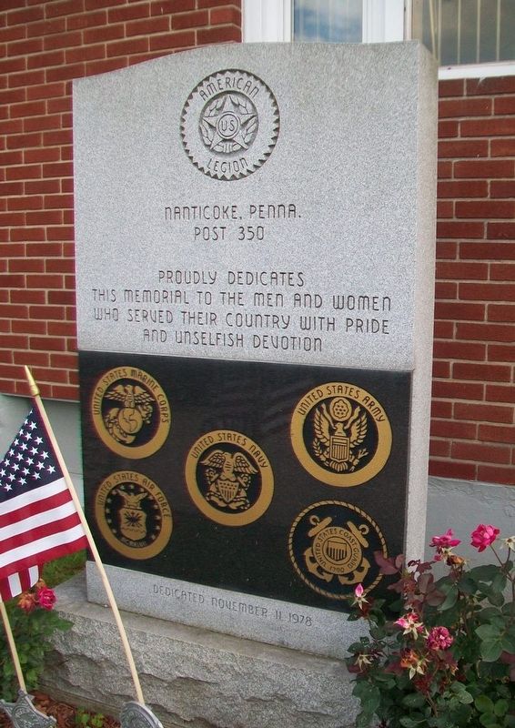Veterans Memorial image. Click for full size.