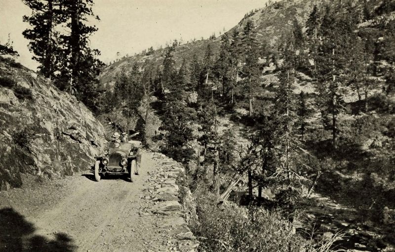 Lincoln Highway, circa 1915 image. Click for full size.