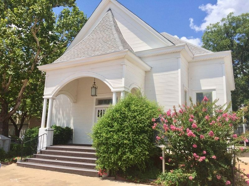 First Christian Church. Click for full size. First Christian Church image. Click for full size.