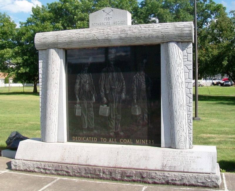 Coal Miners Memorial image. Click for full size.