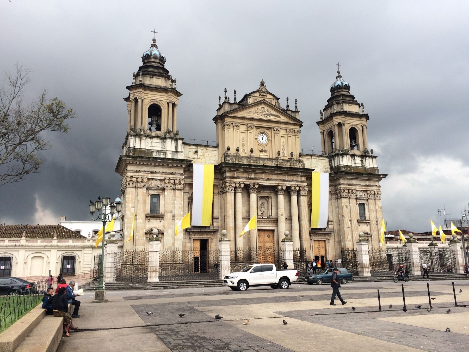 The Cathedral of Guatemala City image. Click for full size.