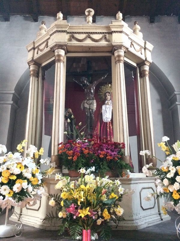 A �Black Christ� in the Church of San Francisco of Tecp�n image. Click for full size.