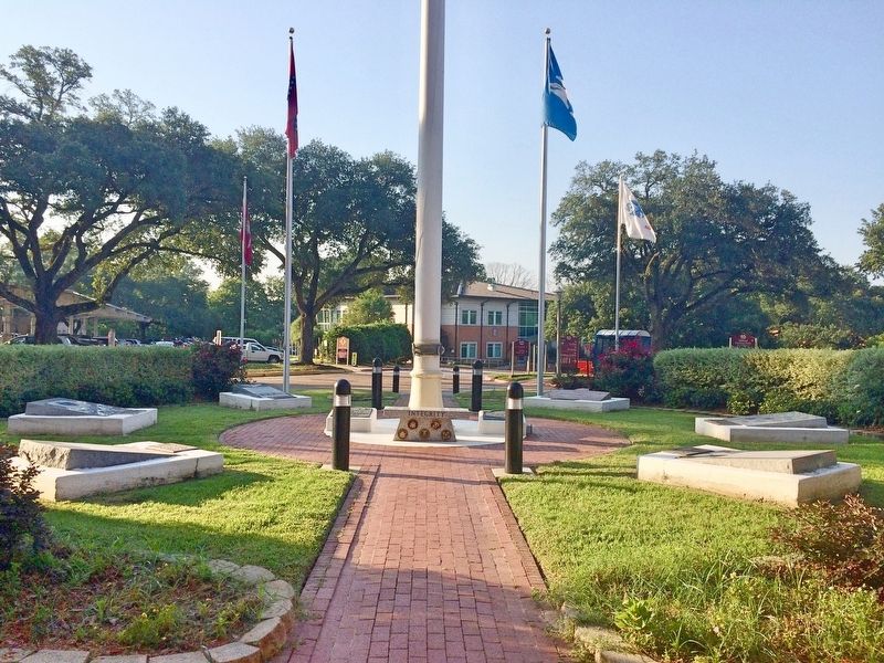 Battery 1 marker is just to right of flagpole.. Click for full size. Battery 1 marker is just to right of flagpole. image. Click for full size.