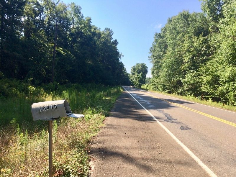 Mail box reference point directly across Highway 175.. Click for full size. Mail box reference point directly across Highway 175. image. Click for full size.
