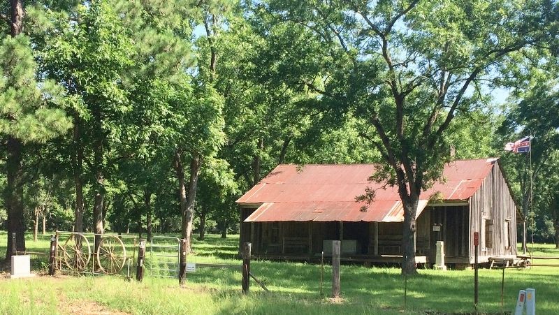 The Dog Trot House image. Click for full size.