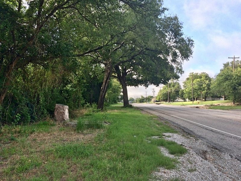 Marker looking south on Business 287 with Mulberry Street on left.. Click for full size. Marker looking south on Business 287 with Mulberry Street on left. image. Click for full size.