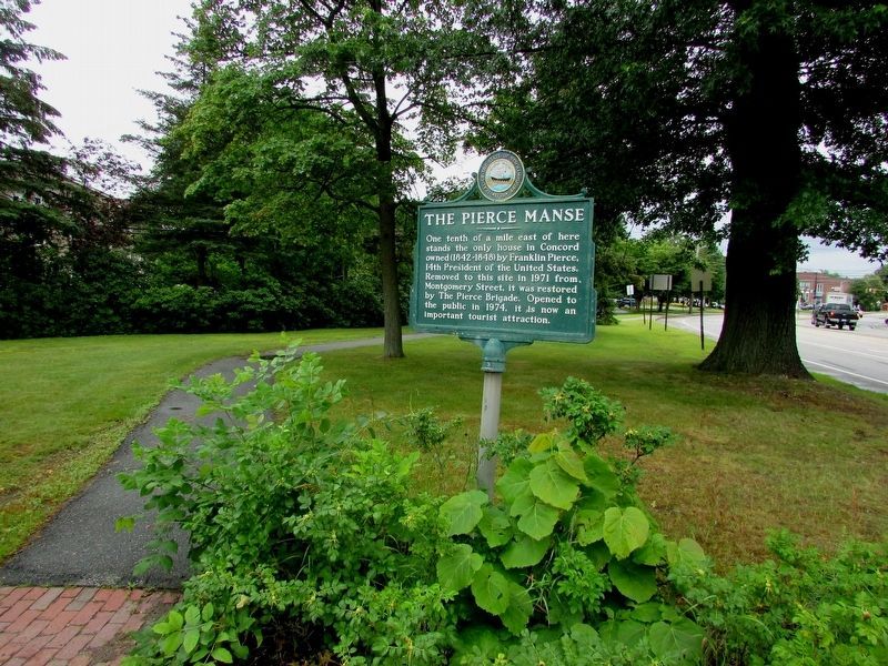 The Pierce Manse Marker image. Click for full size.