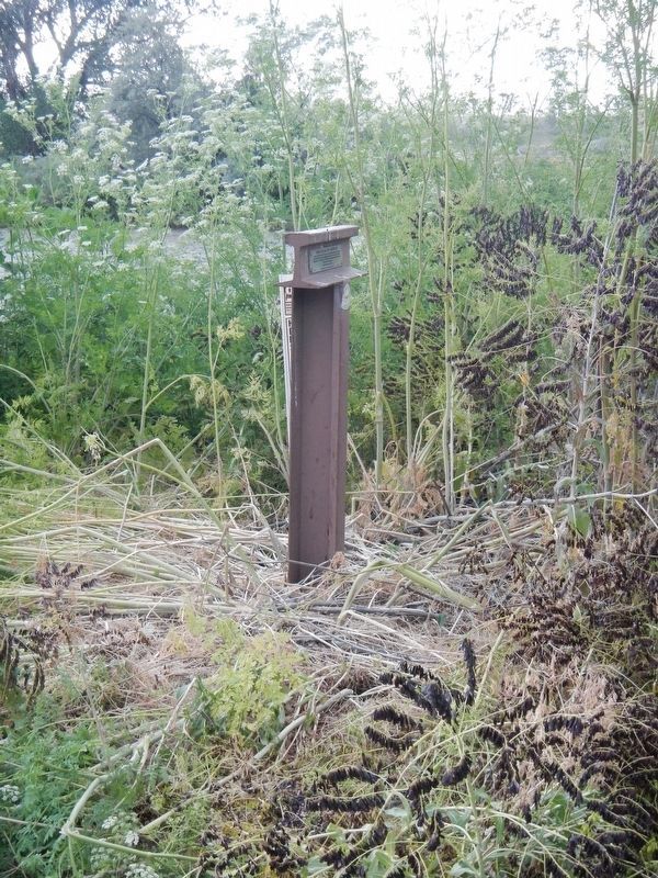 Hensley/Salt Lake Cutoff - Hampton Ford Marker. Click for full size. Hensley/Salt Lake Cutoff - Hampton Ford Marker image. Click for full size.