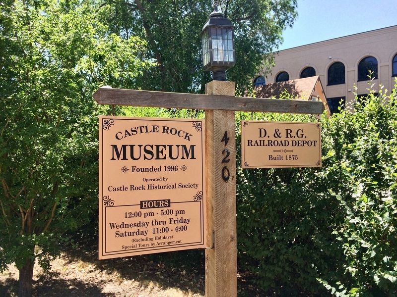 Entrance signs to the D&RG Depot/Castle Rock Museum. image. Click for full size.