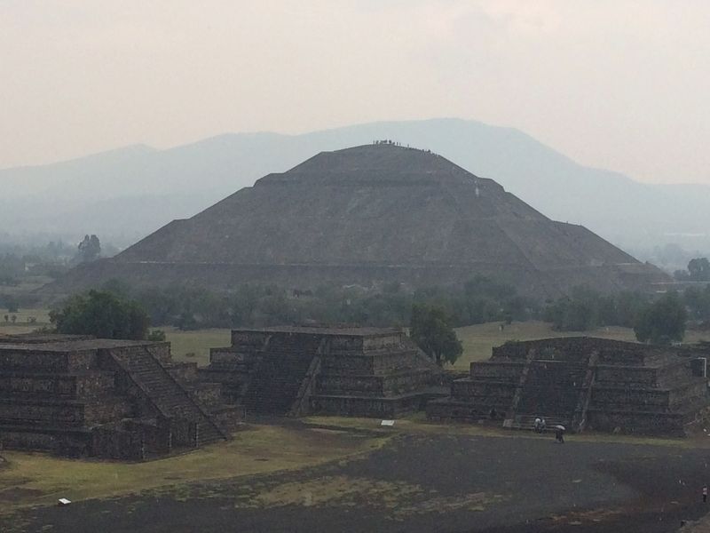 The Pyramid of the Sun seen from the top of the Pyramid of the Moon. image. Click for full size.