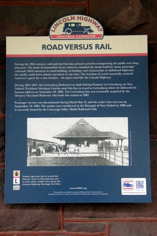 Road Versus Rail Marker image. Click for full size.