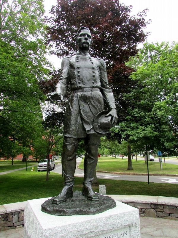Statue of Joshua Lawrence Chamberlain image. Click for full size.