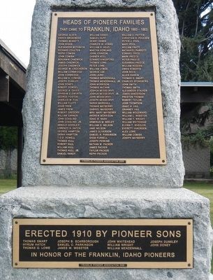 Pioneer Families Monument image. Click for full size.
