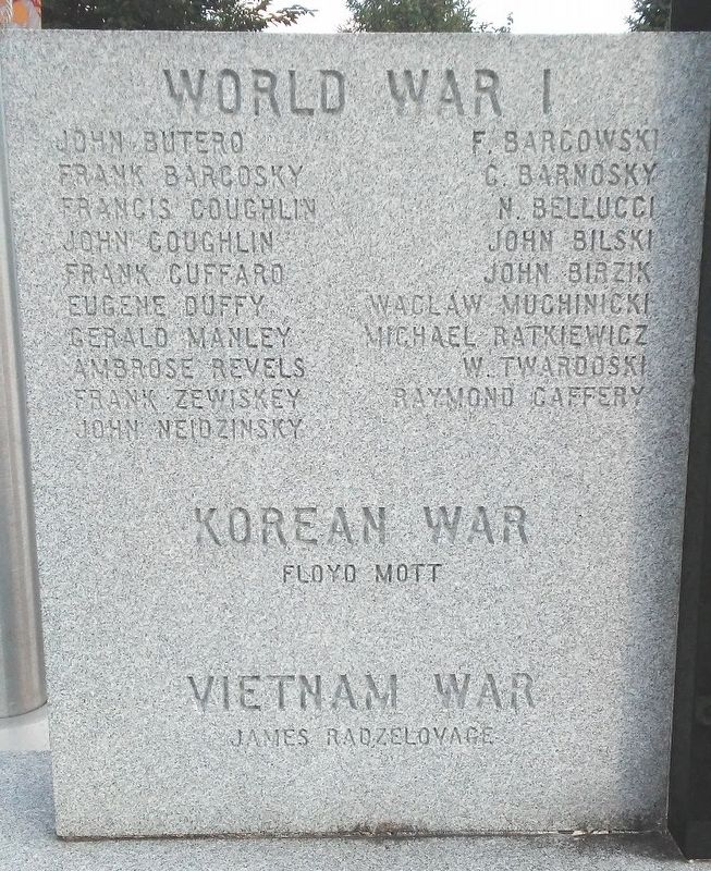 War Memorial Honored Dead image. Click for full size.