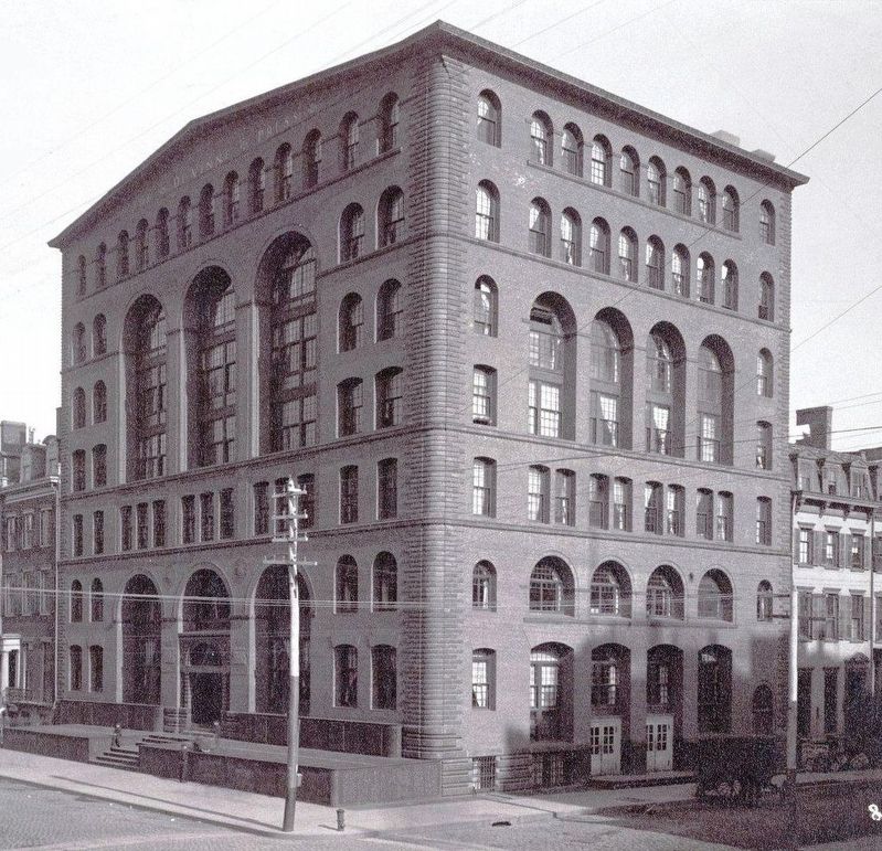 De Vinne Press Building image. Click for full size.