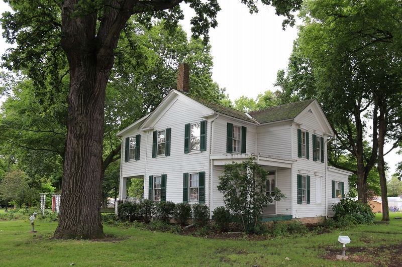 The Durham-Perry Farmhouse, Facing Kennedy Drive (State Route 102) image. Click for full size.