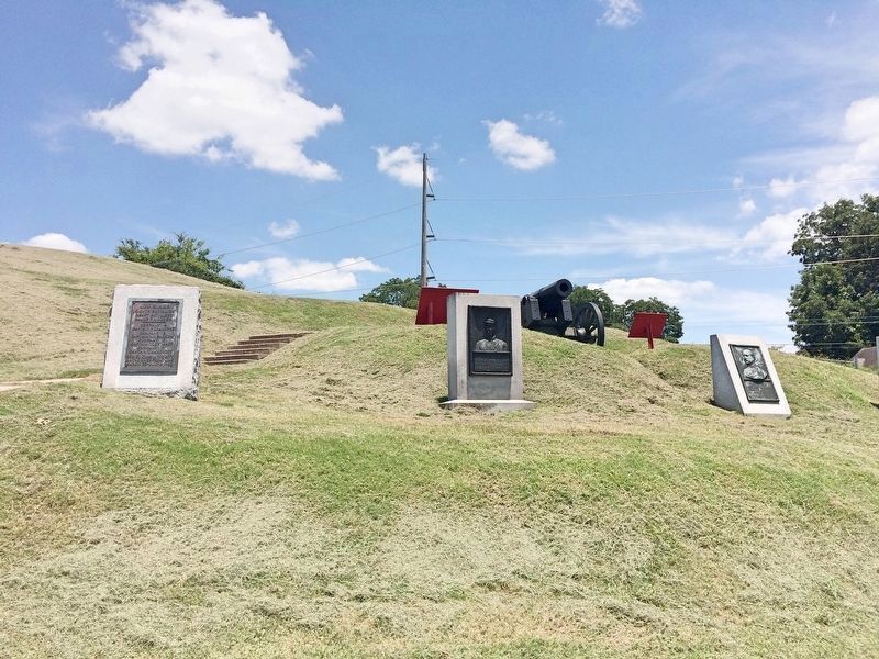 Louisiana Eighth Battalion Marker on far left. image. Click for full size.