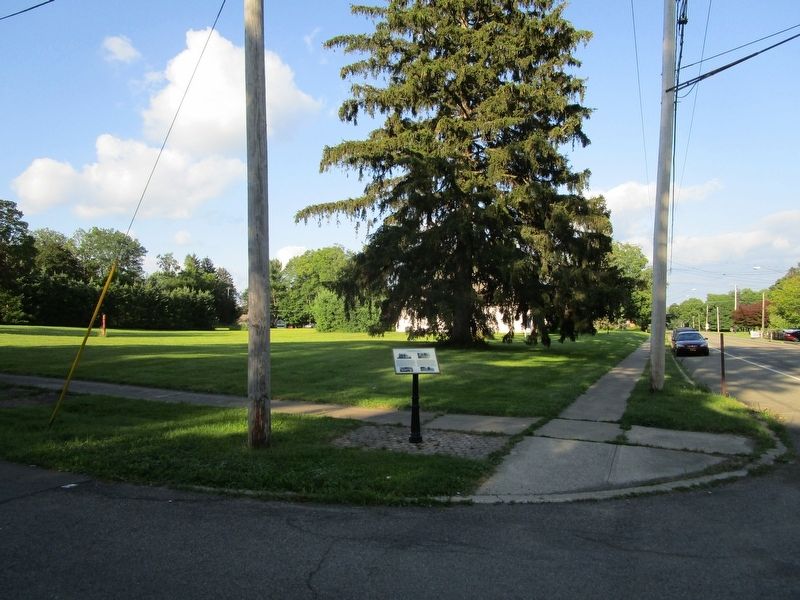 Lakewood School Site & Marker. Click for full size. Lakewood School Site & Marker image. Click for full size.