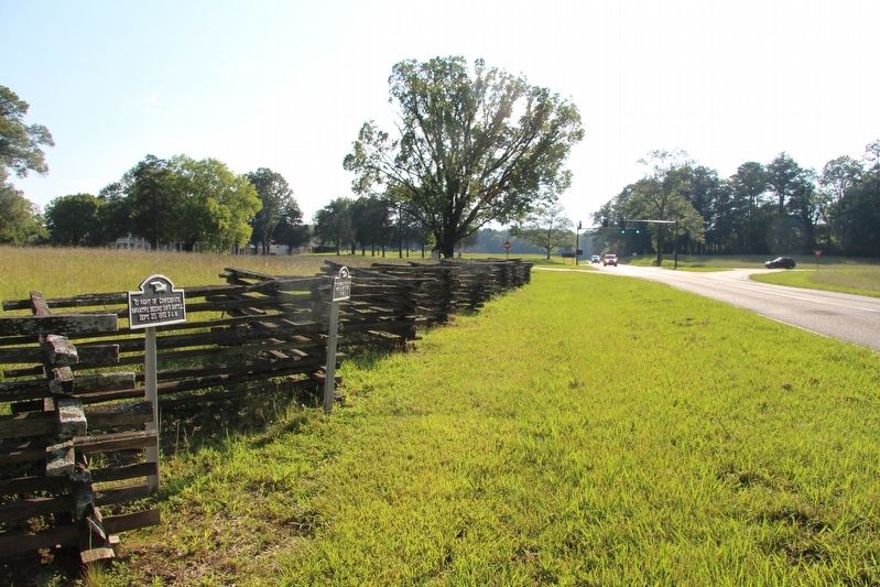 To Right of Confederate Infantry Marker image. Click for full size.
