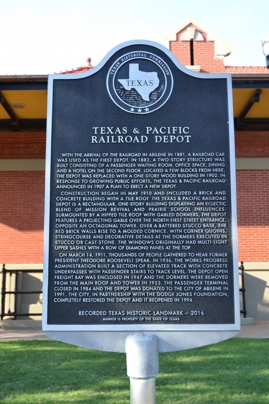 Texas & Pacific Railroad Depot Marker image. Click for full size.