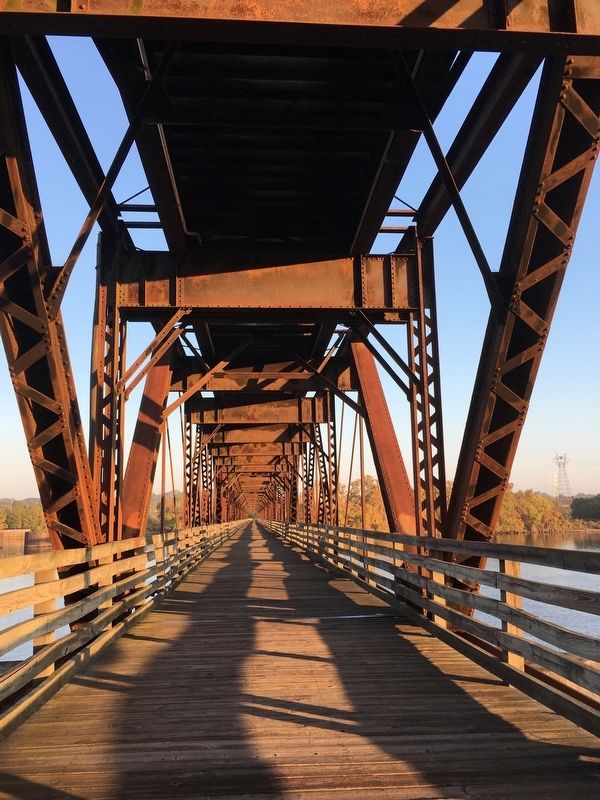 Railroad Walking Bridge image. Click for full size.
