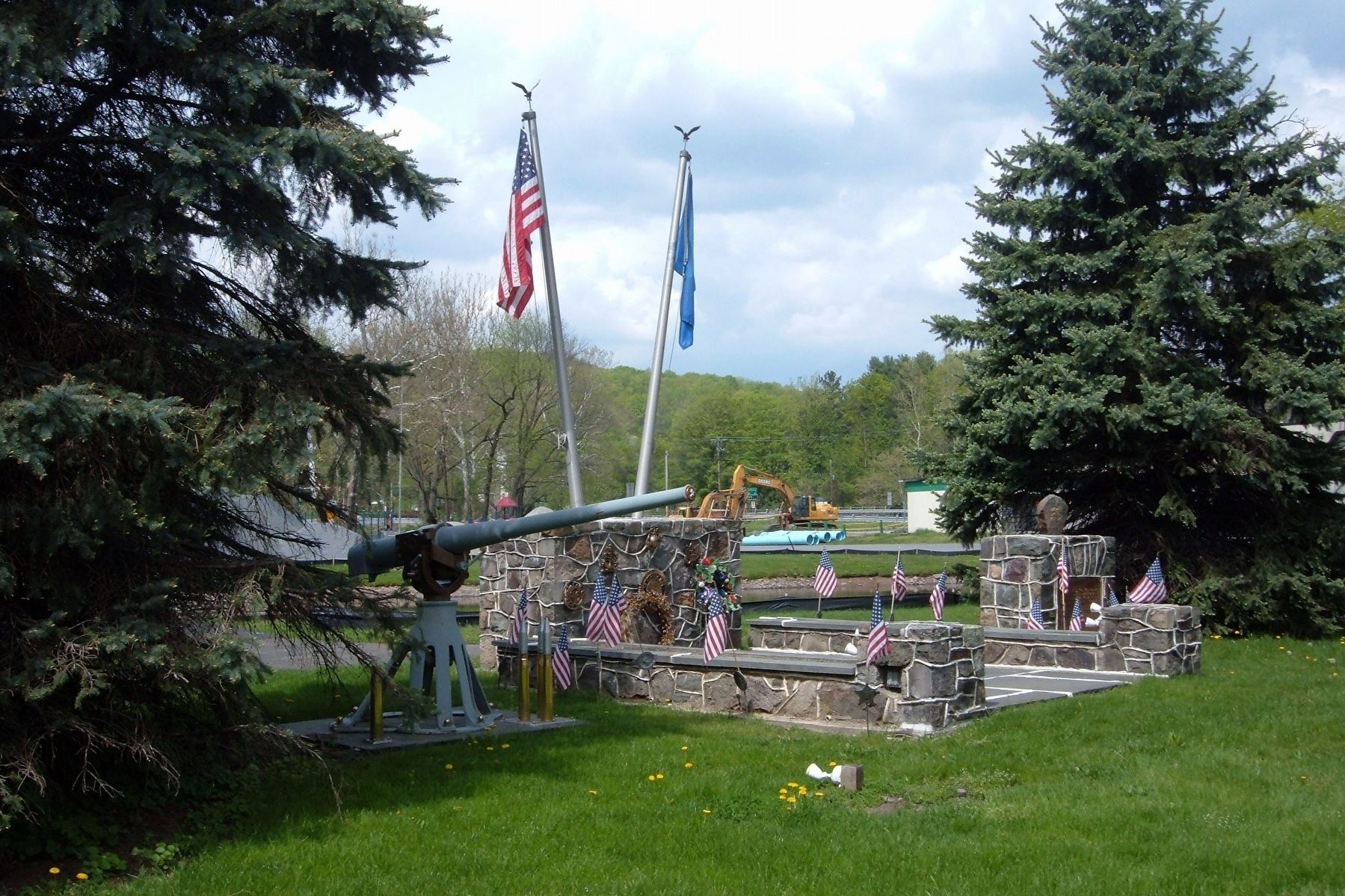 Swiftwater Valley World War Memorial at Veterans Memorial Park image. Click for full size.