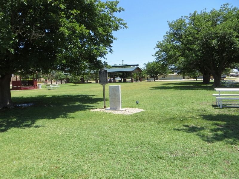 Early Settlers of Ralls Marker <i>on the right</i>. Click for full size. Early Settlers of Ralls Marker <i>on the right</i> image. Click for full size.