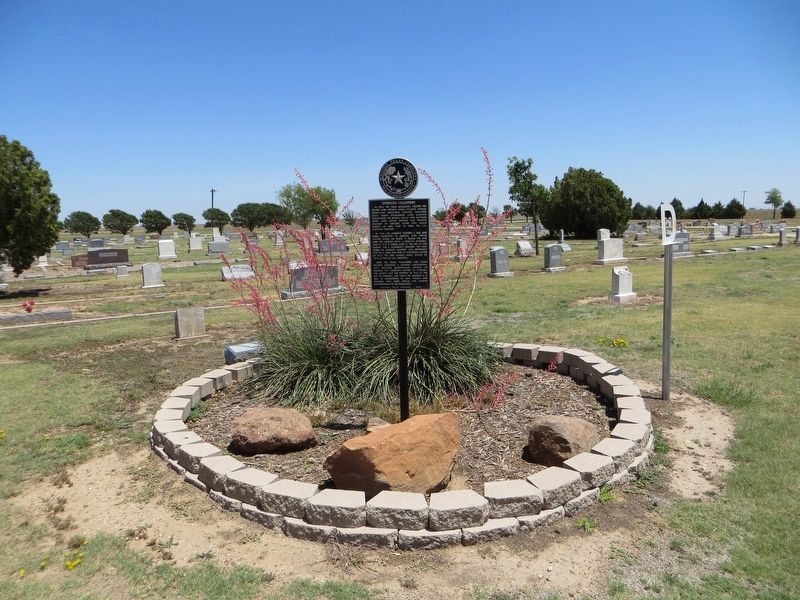 Lorenzo Cemetery Marker image. Click for full size.