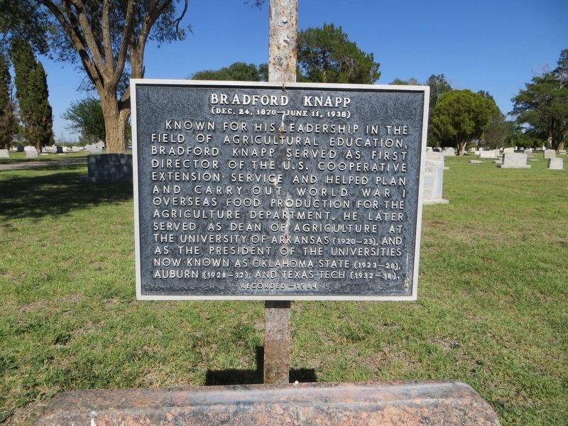 Bradford Knapp Marker image. Click for full size.