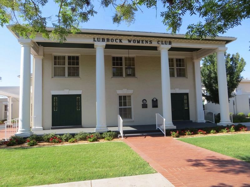 Lubbock Women's Club image. Click for full size.