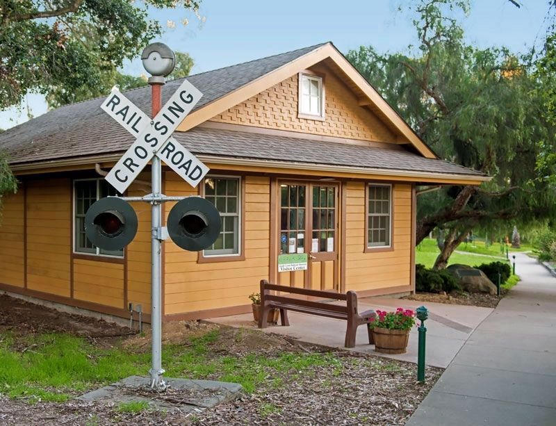 South Coast Railroad Museum Visitor Center image. Click for full size.