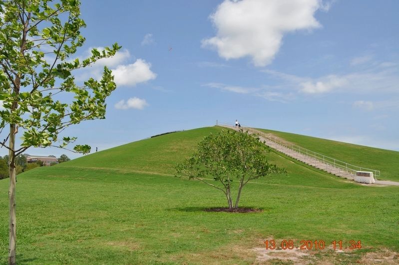 Mount Trashmore image. Click for full size.