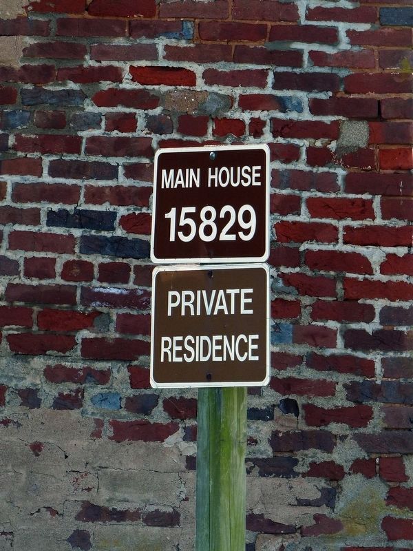 Private Residence. Click for full size. Private Residence image. Click for full size.
