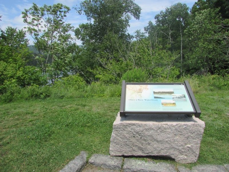 Once a Busy Waterfront Marker. Click for full size. Once a Busy Waterfront Marker image. Click for full size.